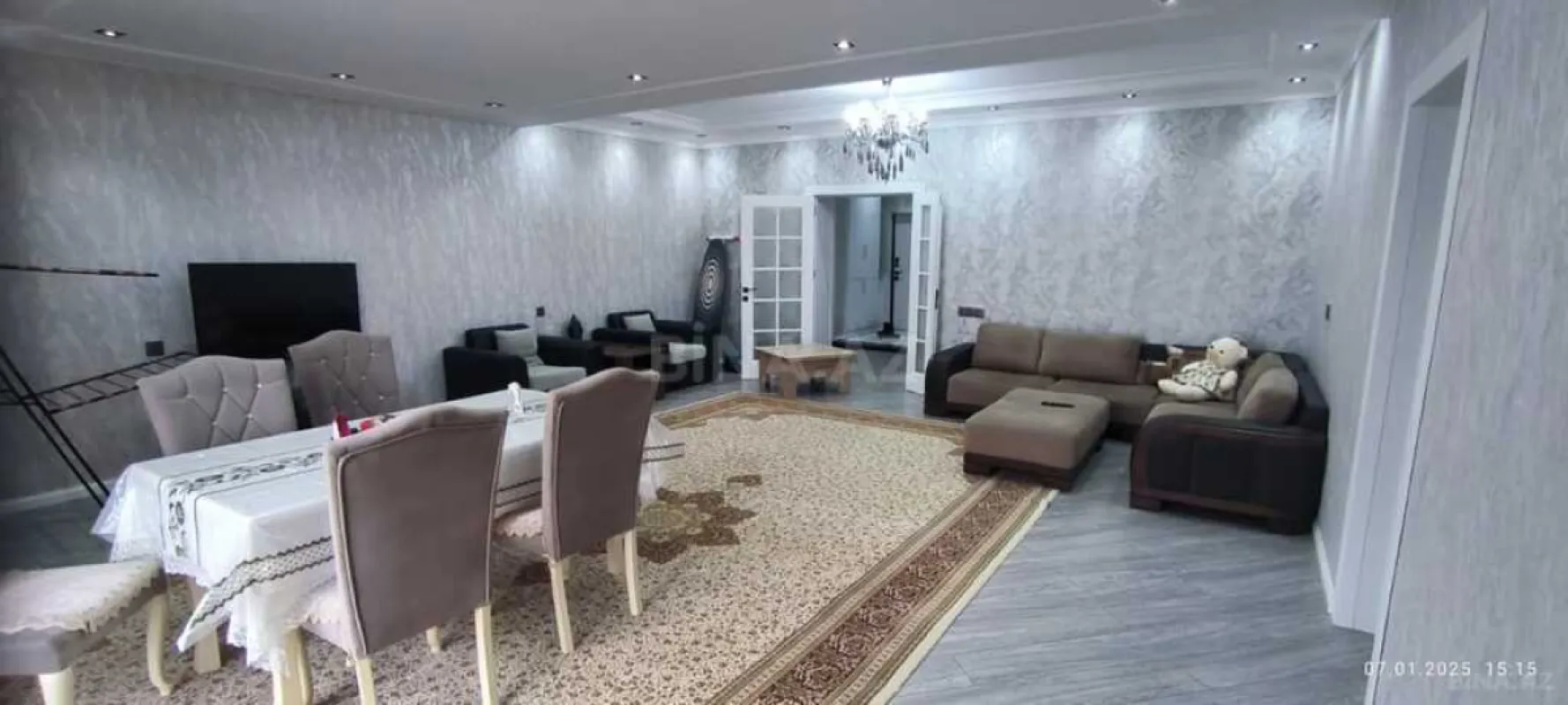 Satılır 3 otaqlı mənzil 150 m²