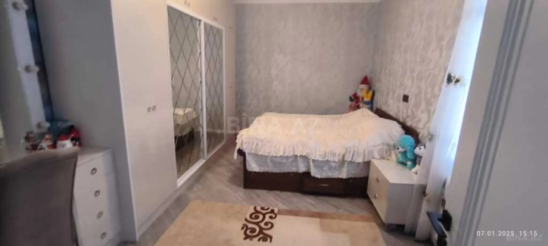 Satılır 3 otaqlı mənzil 150 m²