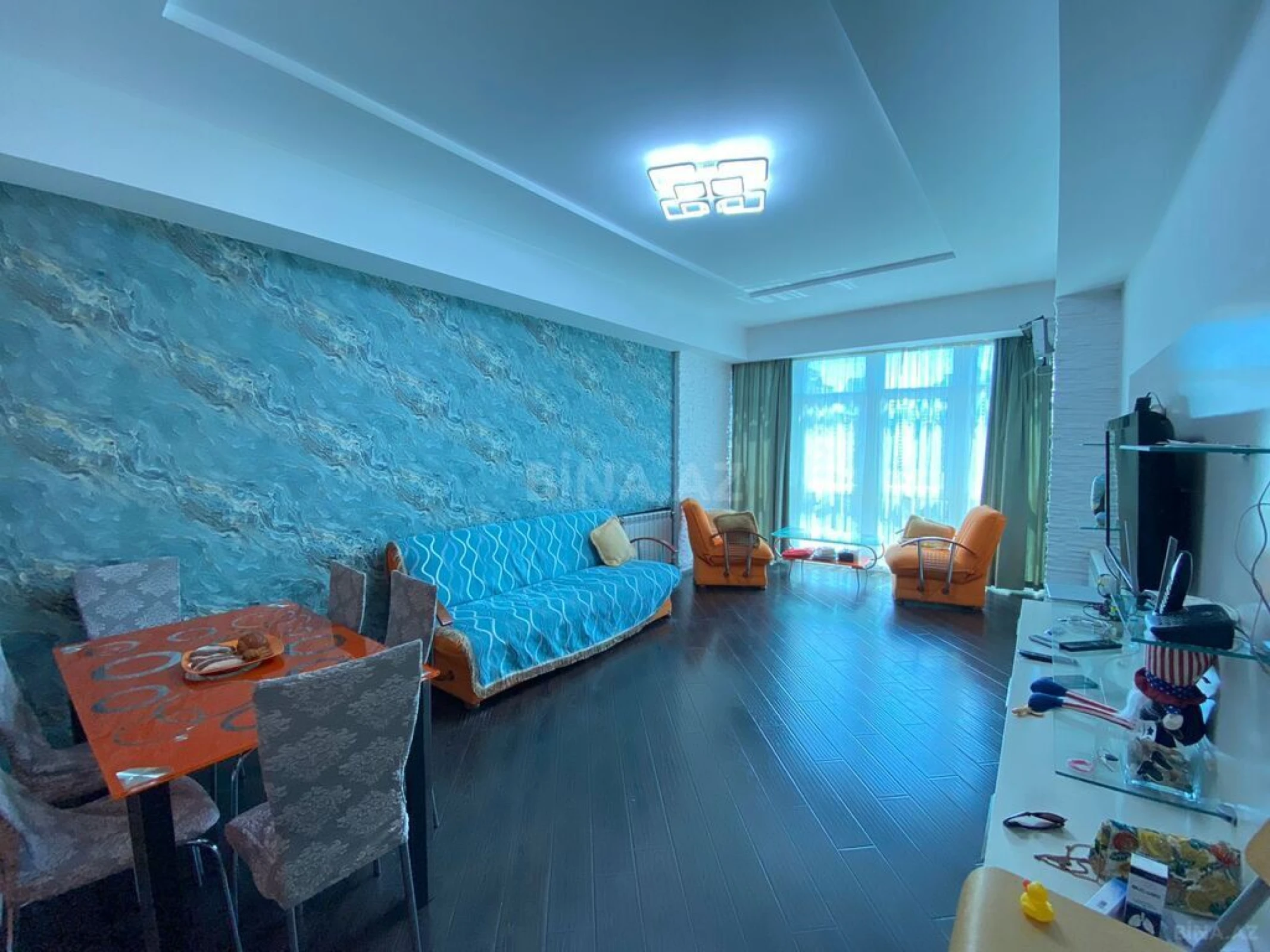 Kirayə verilir 3 otaqlı mənzil 100 m²