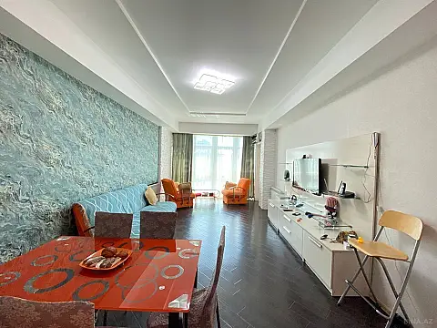Kirayə verilir 3 otaqlı mənzil 100 m²