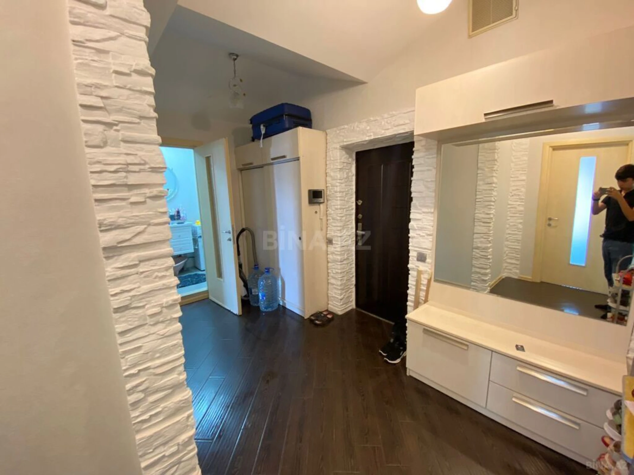 Kirayə verilir 3 otaqlı mənzil 100 m²