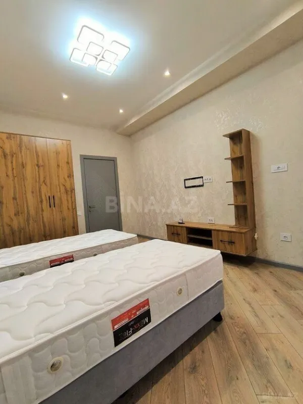 Satılır 2 otaqlı mənzil 90.9 m²