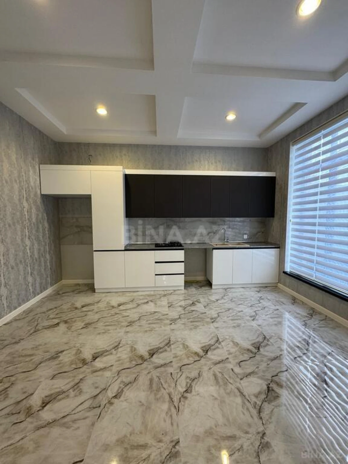 Satılır 4 otaqlı həyət evi 150 m²