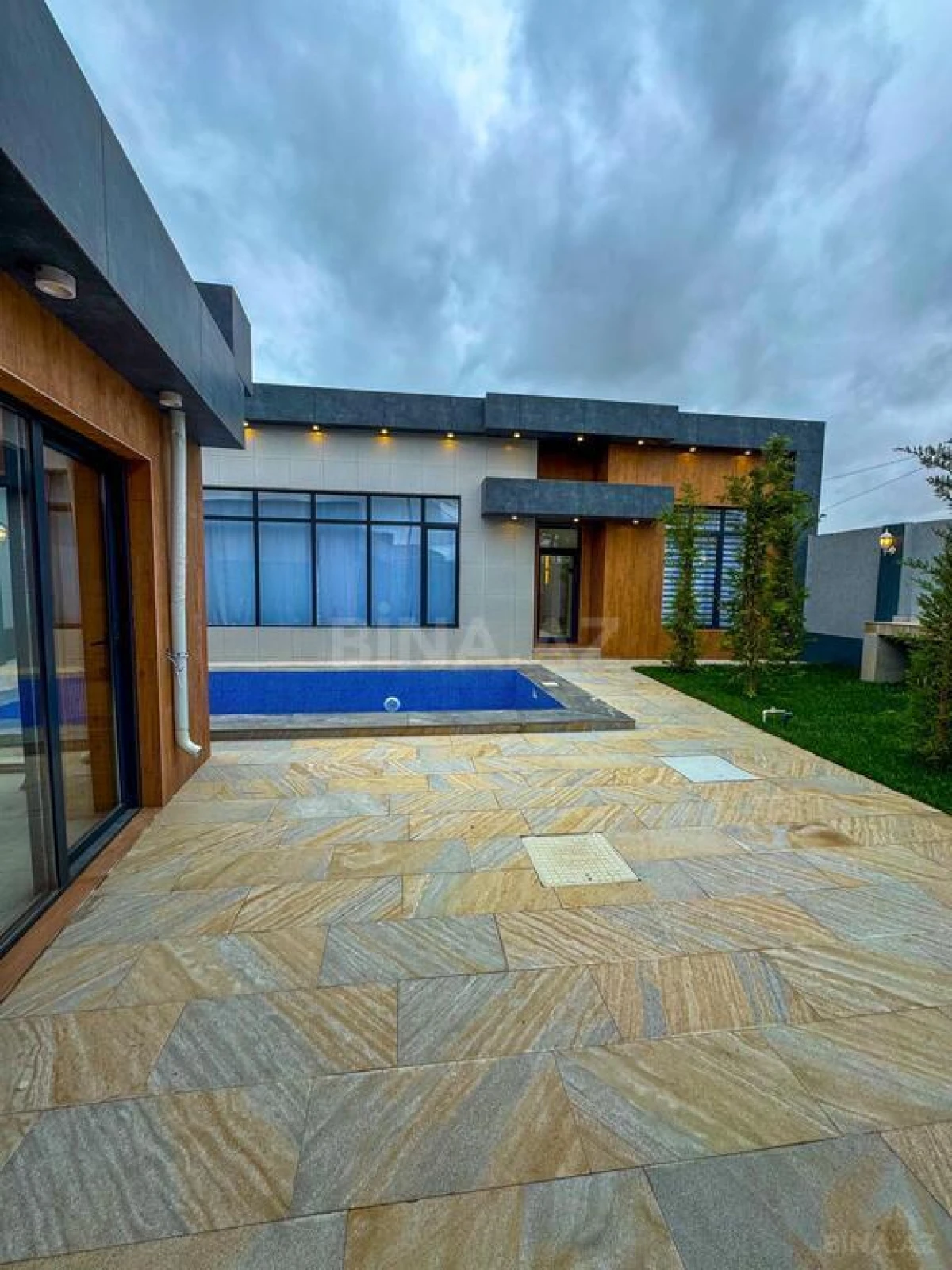 Satılır 4 otaqlı həyət evi 150 m²