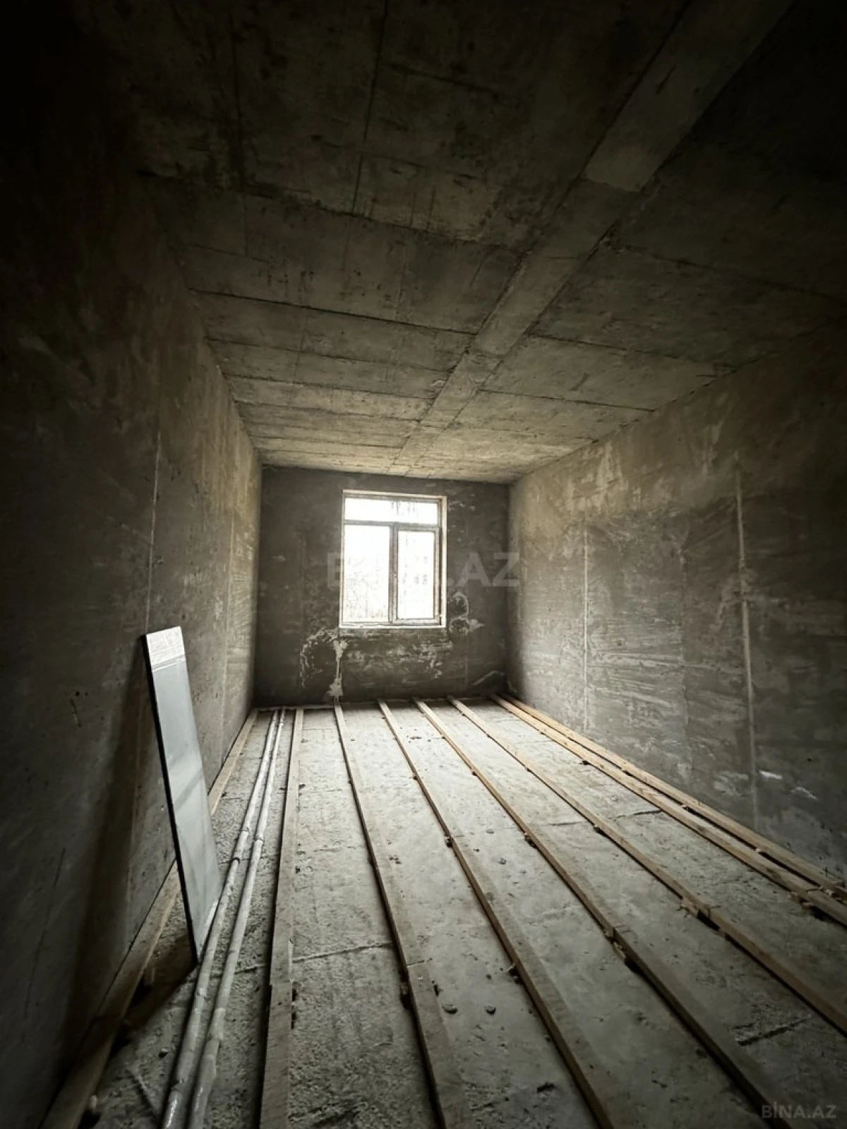 Satılır 9 otaqlı həyət evi 310 m²