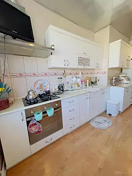 Satılır 2 otaqlı mənzil 90 m²