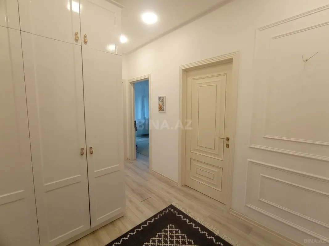 Satılır 2 otaqlı mənzil 80 m²
