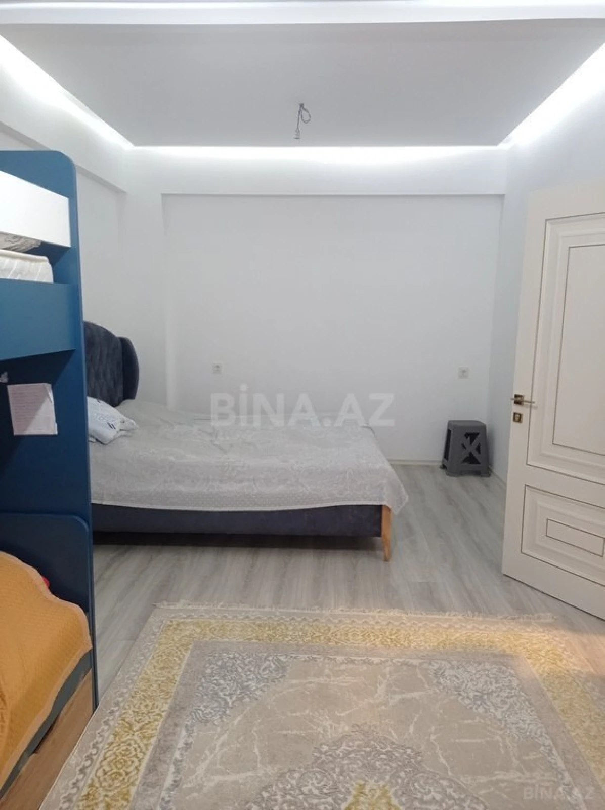 Satılır 2 otaqlı mənzil 80 m²