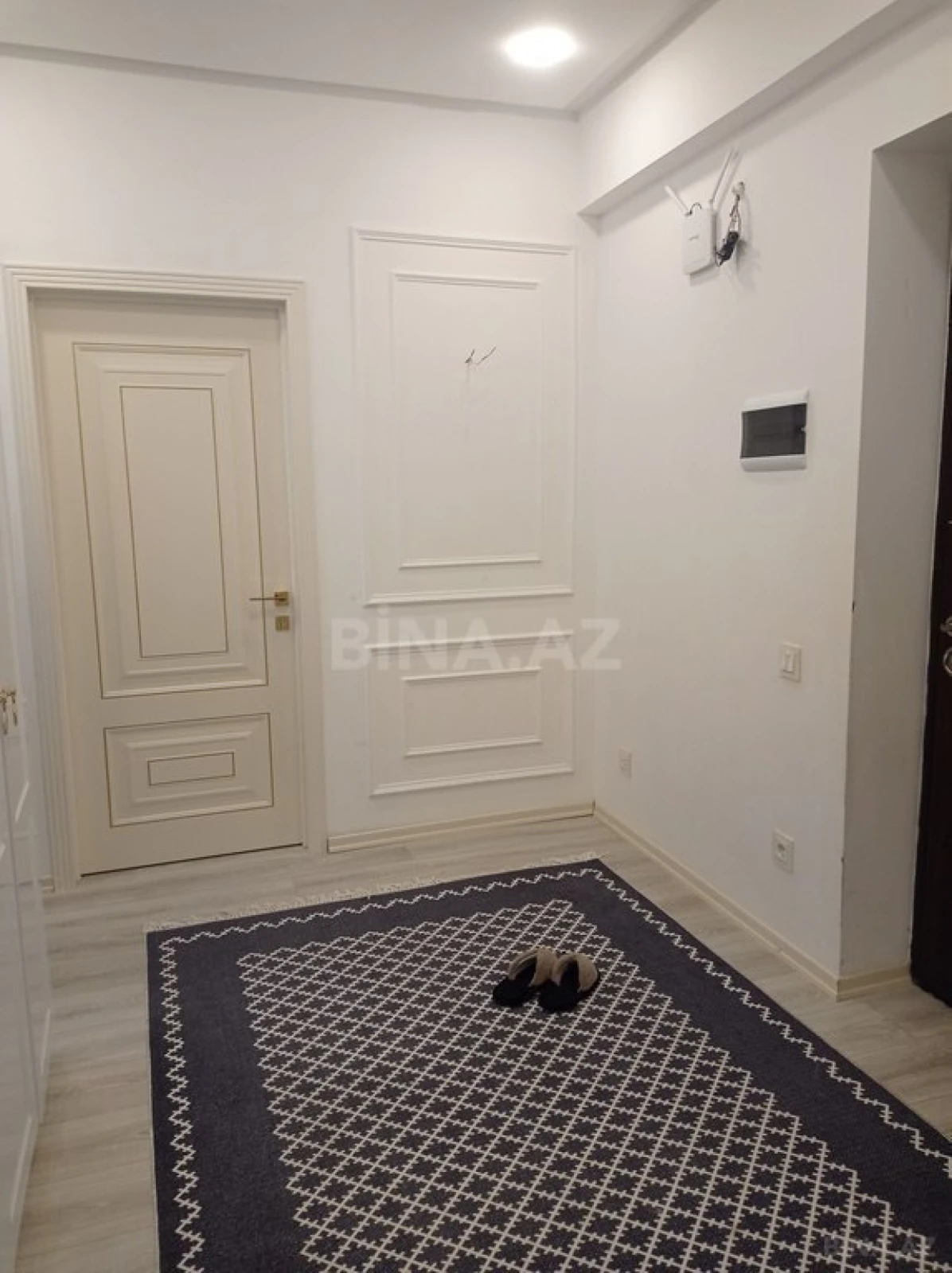 Satılır 2 otaqlı mənzil 80 m²