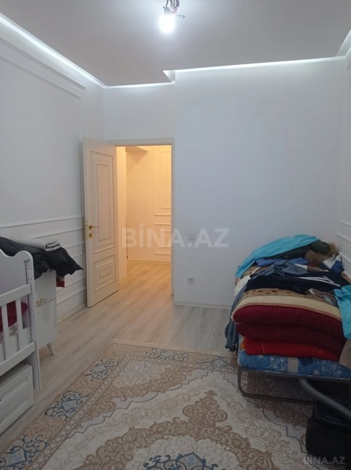 Satılır 2 otaqlı mənzil 80 m²