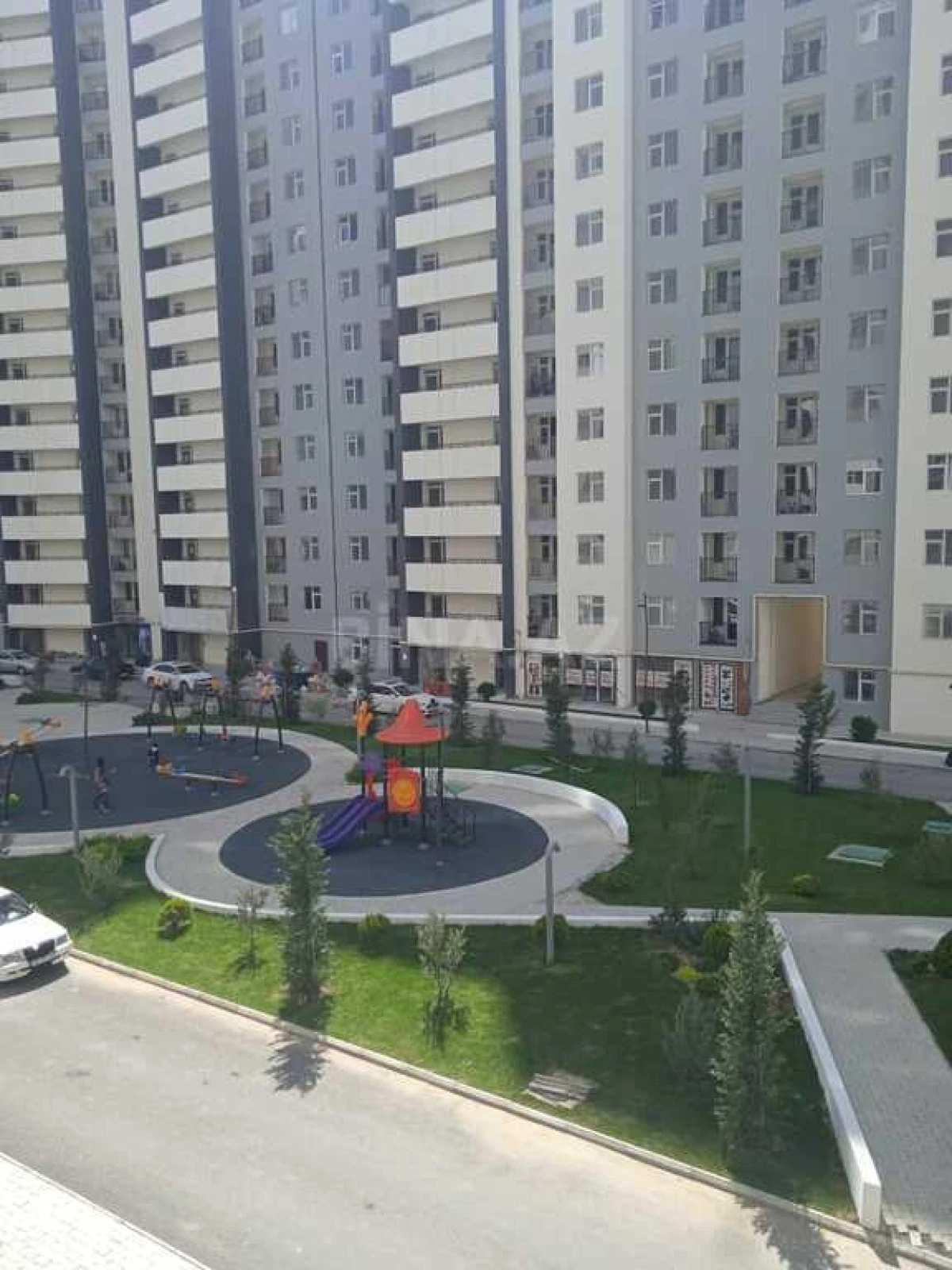Satılır 2 otaqlı mənzil 80 m²