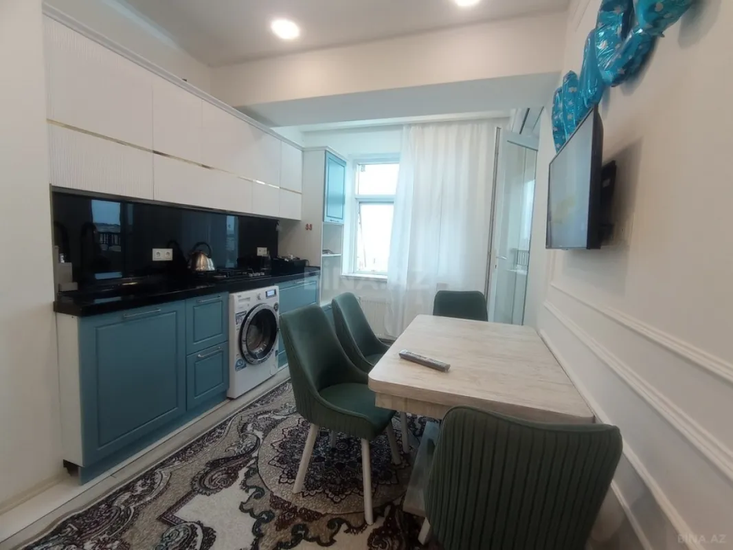 Satılır 2 otaqlı mənzil 80 m²