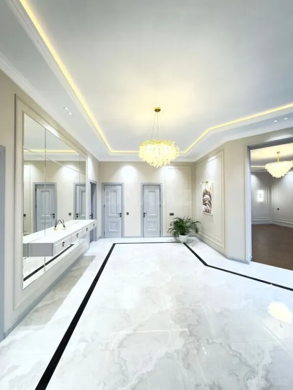 Satılır 5 otaqlı həyət evi 280 m²