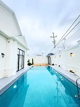 Satılır 5 otaqlı həyət evi 280 m²