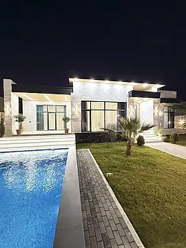 Satılır 5 otaqlı həyət evi 260 m²