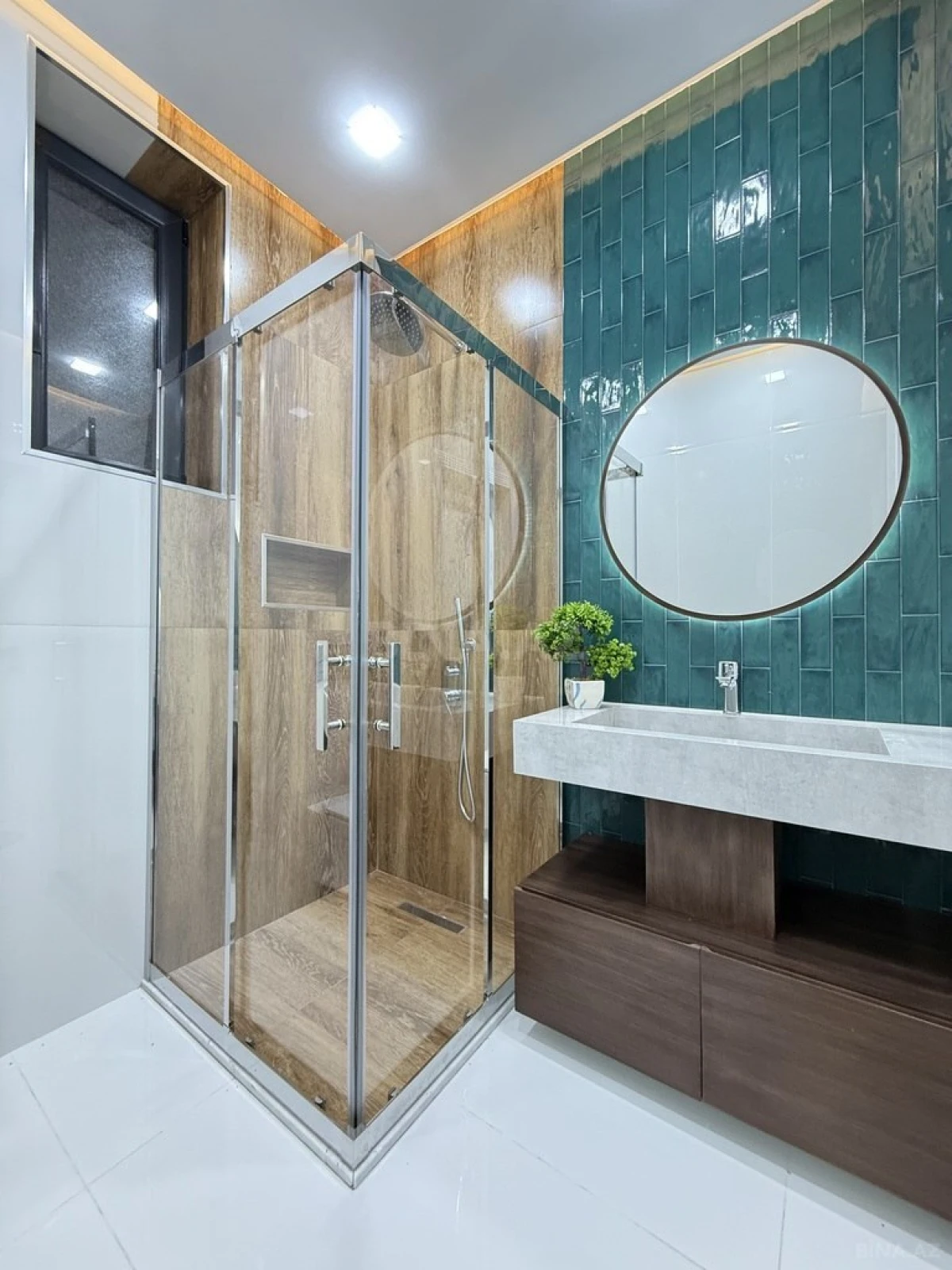 Satılır 5 otaqlı həyət evi 260 m²