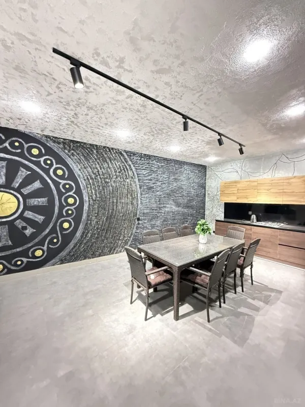 Satılır 5 otaqlı həyət evi 260 m²