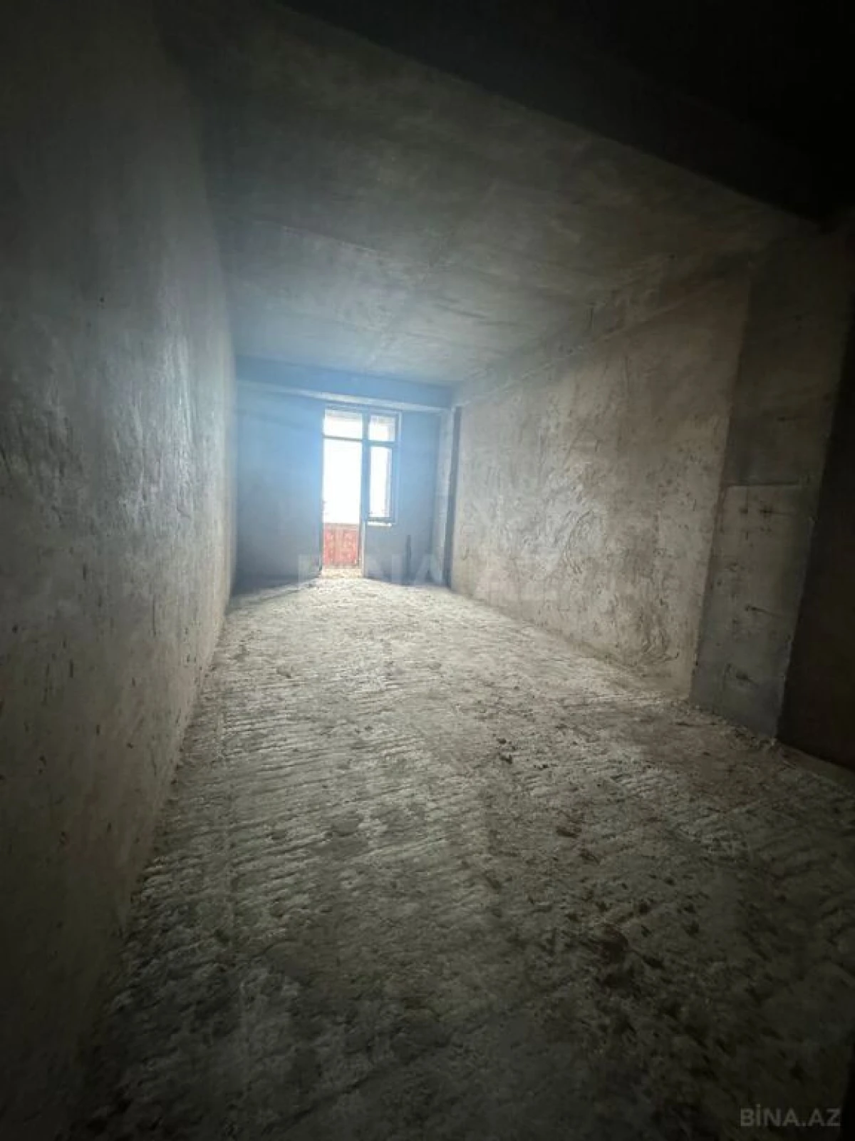 Satılır 3 otaqlı mənzil 125 m²