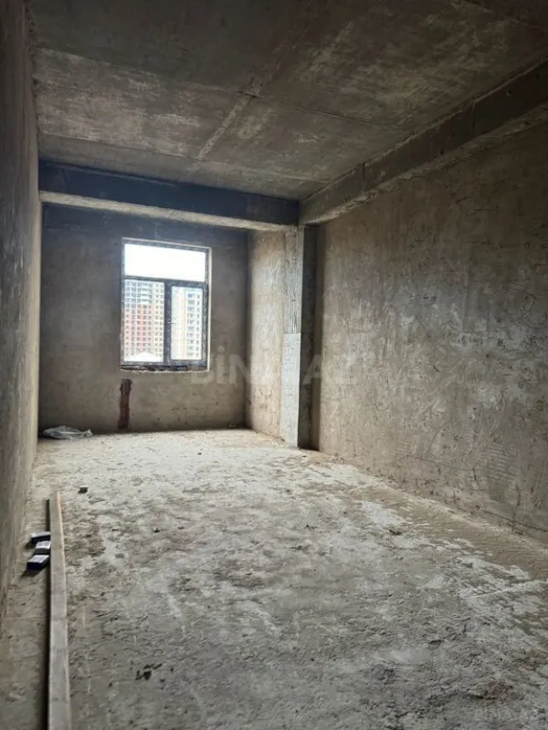 Satılır 3 otaqlı mənzil 125 m²