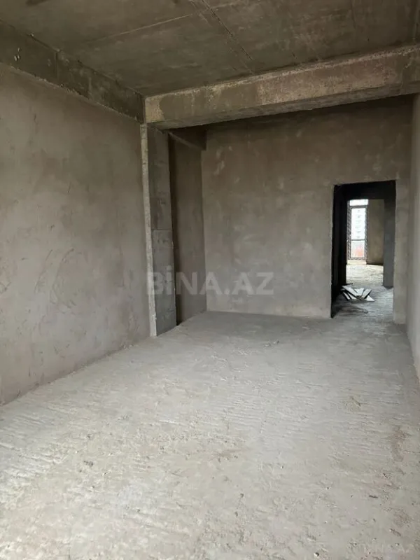 Satılır 3 otaqlı mənzil 125 m²