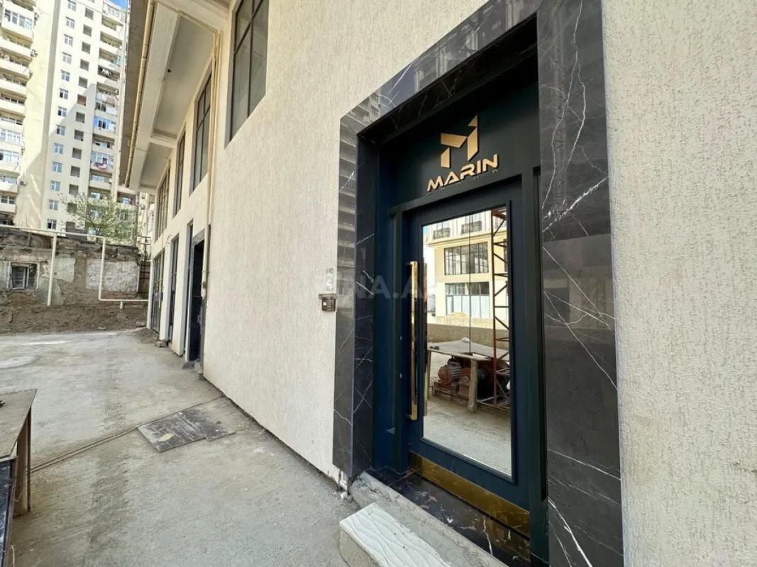 Satılır 3 otaqlı mənzil 125 m²