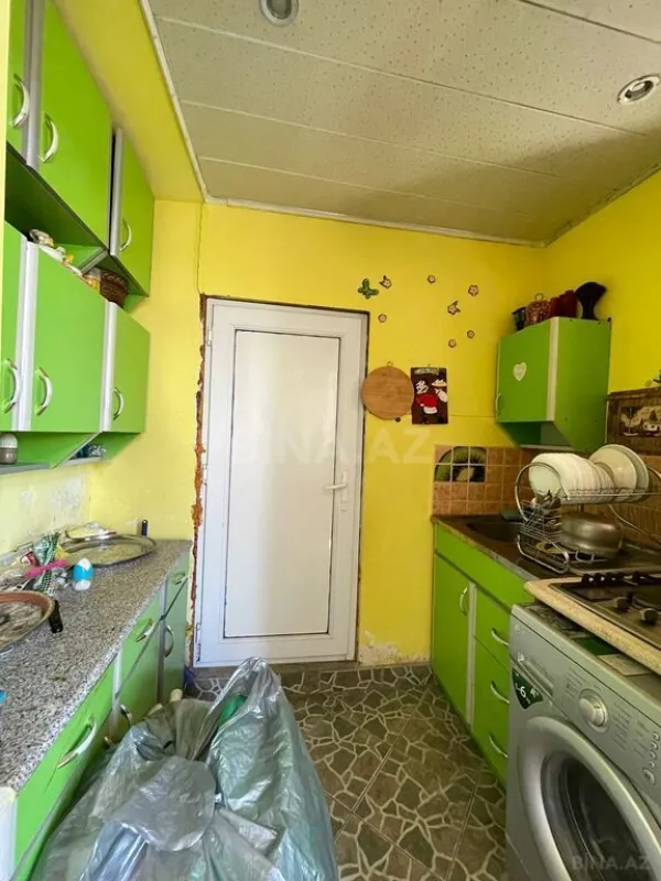 Satılır 3 otaqlı mənzil 94 m²