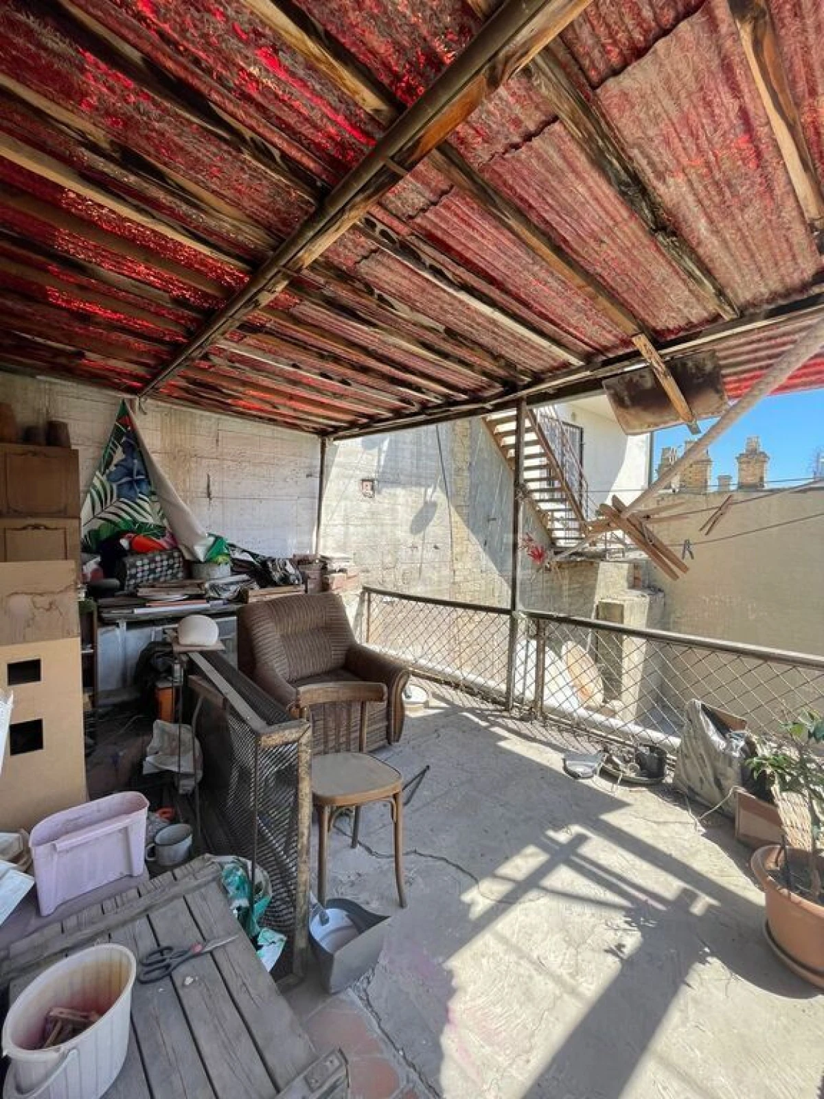 Satılır 3 otaqlı mənzil 94 m²