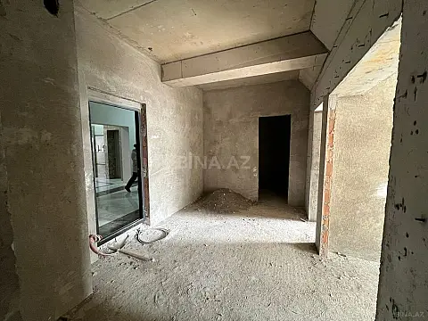 Satılır 3 otaqlı mənzil 152 m²