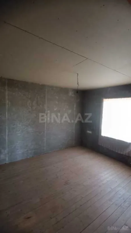 Satılır 6 otaqlı həyət evi 240 m²