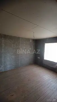 Satılır 6 otaqlı həyət evi 240 m²