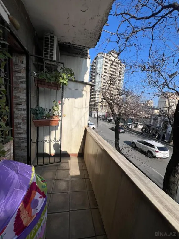 Satılır 3 otaqlı mənzil 78 m²