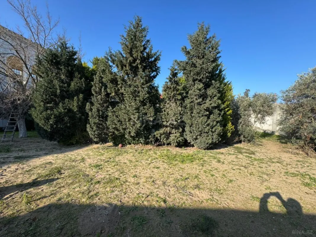 Satılır torpaq sahəsi 12 m²