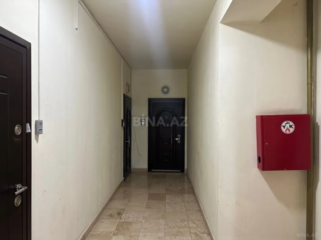Kirayə verilir 6 otaqlı mənzil 248 m²