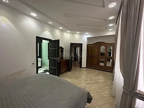 Kirayə verilir 6 otaqlı mənzil 248 m²