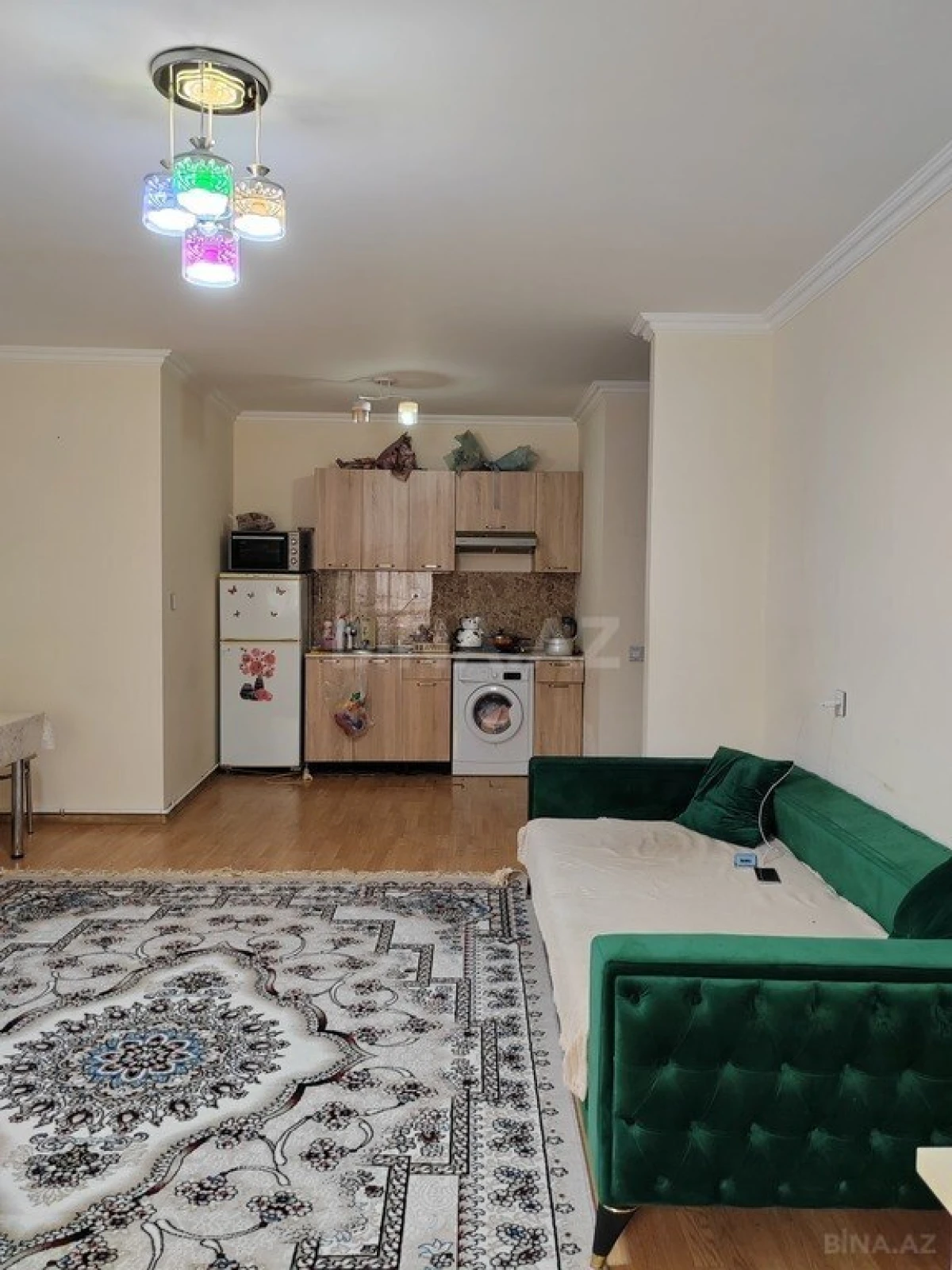 Satılır 2 otaqlı mənzil 76 m²