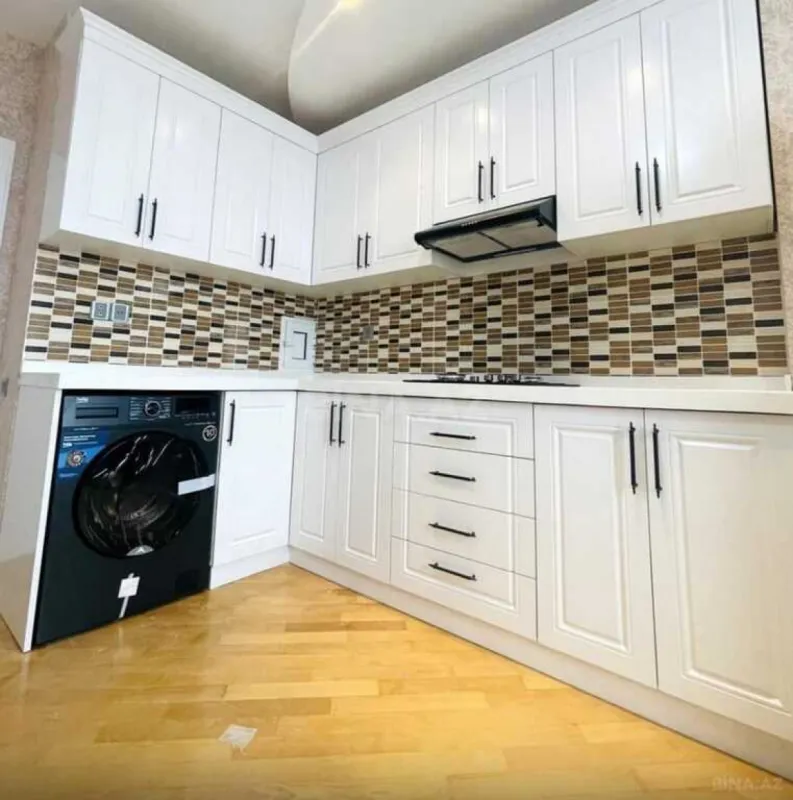 Satılır 2 otaqlı mənzil 62 m²