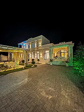 Satılır 5 otaqlı həyət evi 250 m² — Bakı, Şüvəlan 5 otaq 250.00 m²