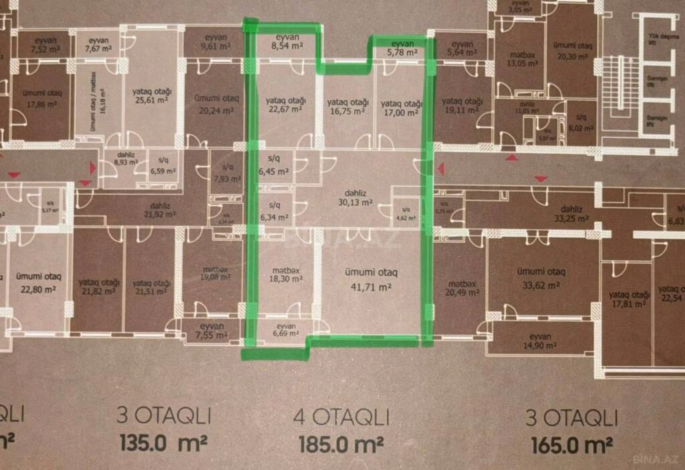 Satılır 4 otaqlı mənzil 185 m²