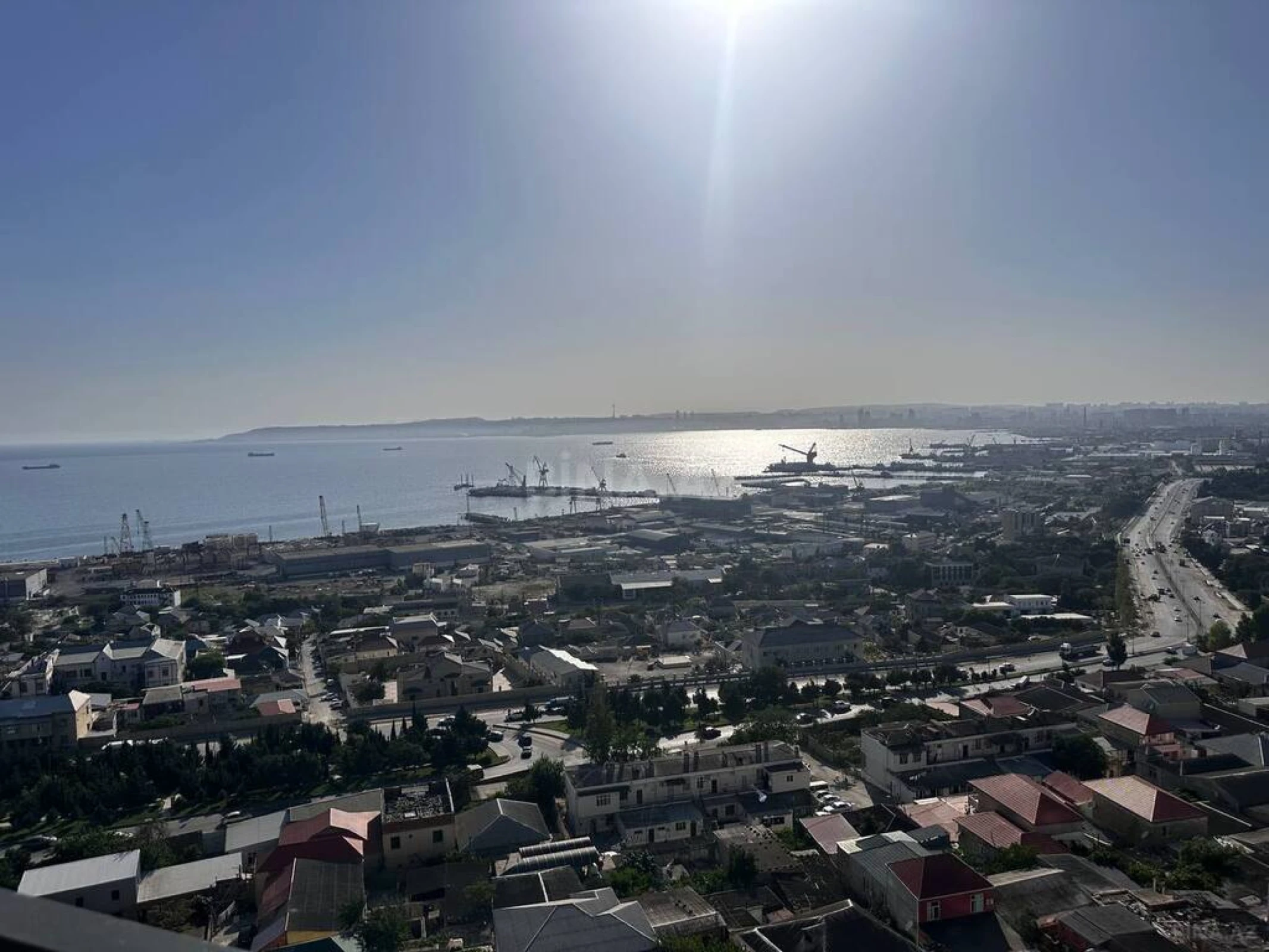 Satılır 4 otaqlı mənzil 185 m²