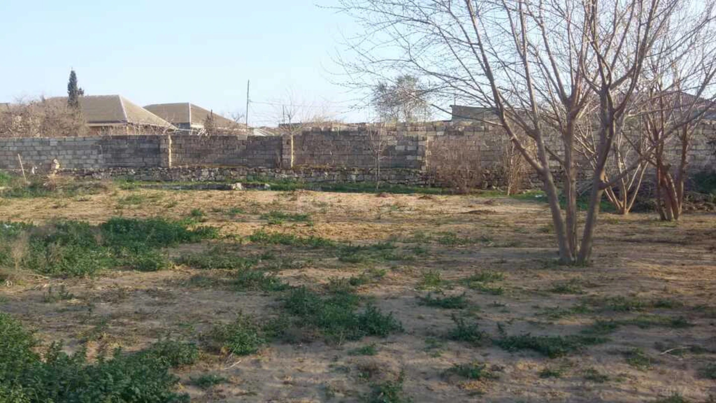 Satılır torpaq sahəsi 12 m²