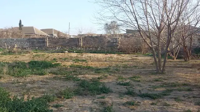 Satılır torpaq sahəsi 12 m²