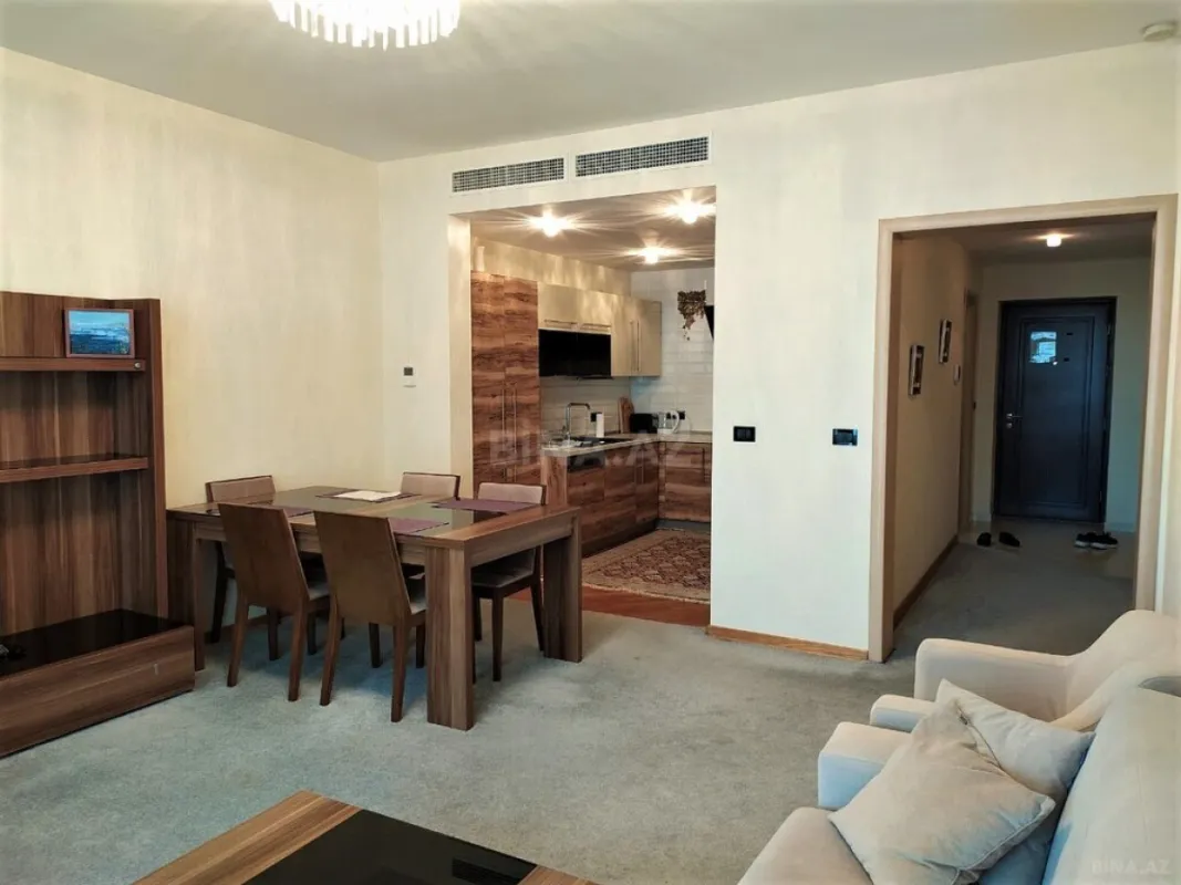 Kirayə verilir 3 otaqlı mənzil 120 m²