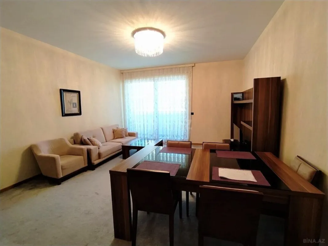 Kirayə verilir 3 otaqlı mənzil 120 m²