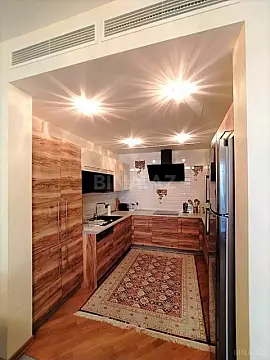 Kirayə verilir 3 otaqlı mənzil 120 m²