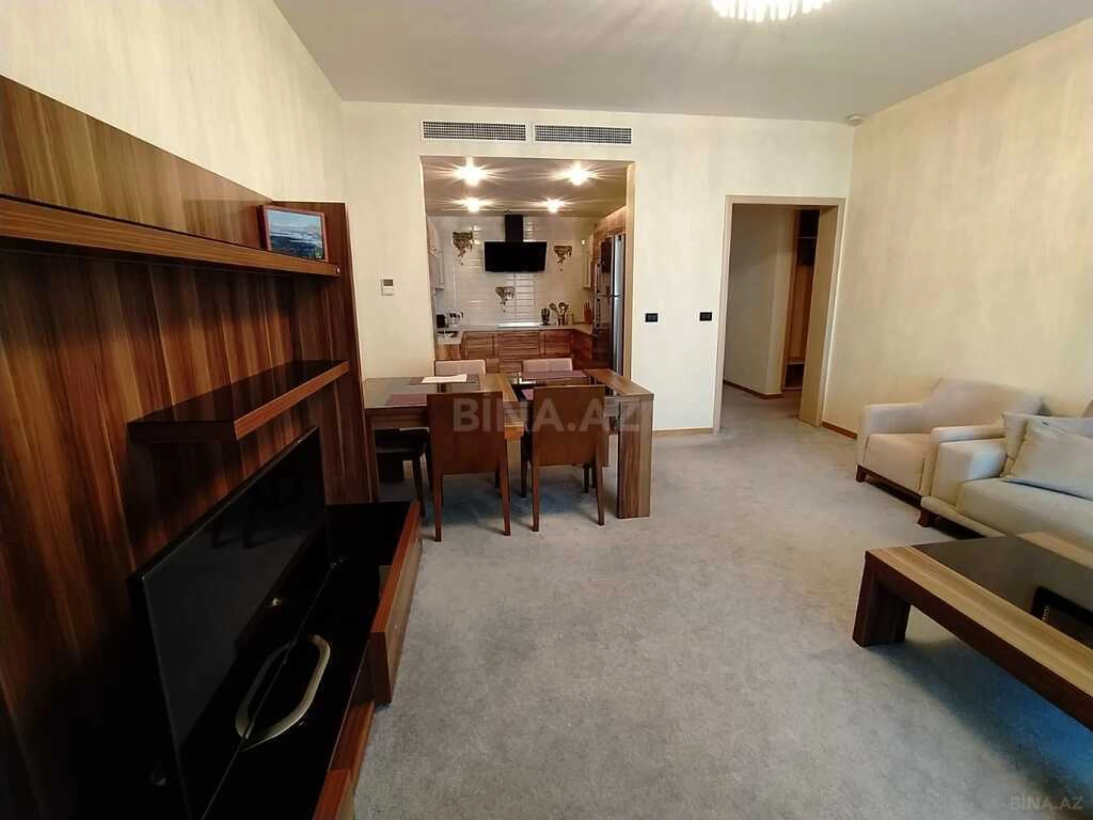 Kirayə verilir 3 otaqlı mənzil 120 m²