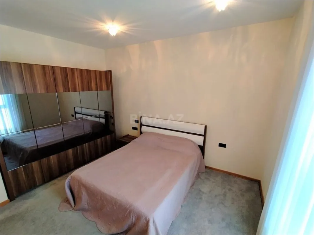 Kirayə verilir 3 otaqlı mənzil 120 m²