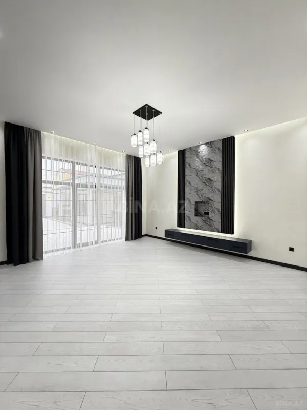 Satılır 4 otaqlı həyət evi 250 m²