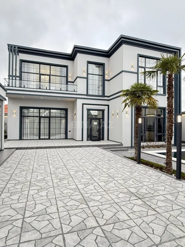 Satılır 4 otaqlı həyət evi 250 m²