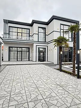 Satılır 4 otaqlı həyət evi 250 m²