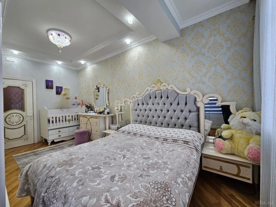 Satılır 2 otaqlı mənzil 80 m²